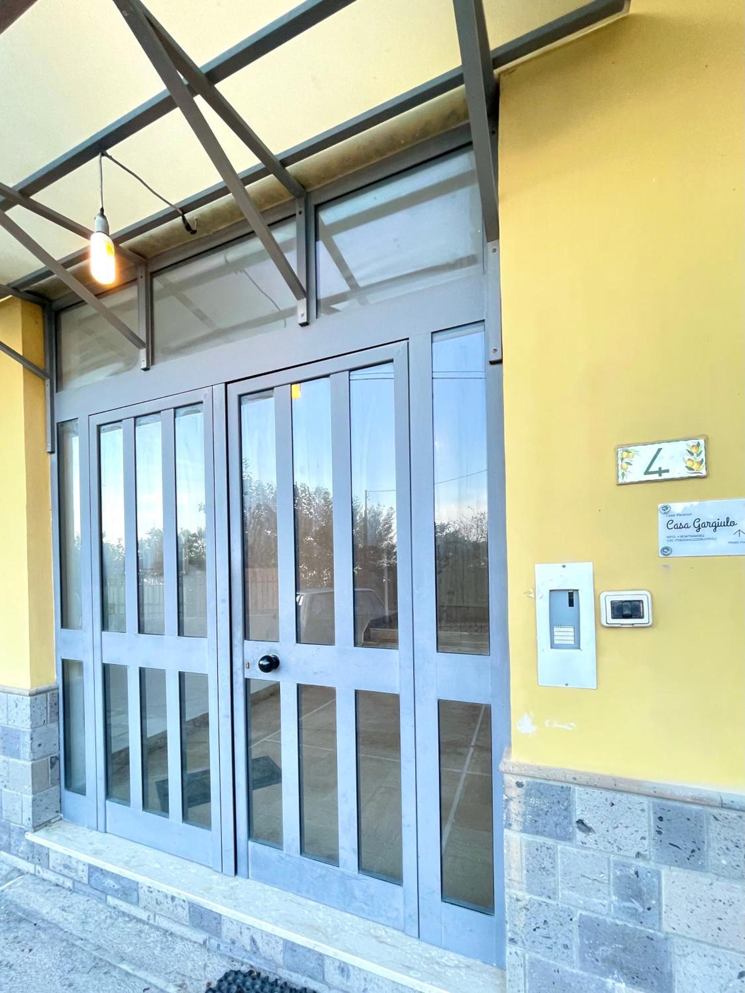 Casa Gargiulo Apartment มัสซาลูเบรนเซ ภายนอก รูปภาพ